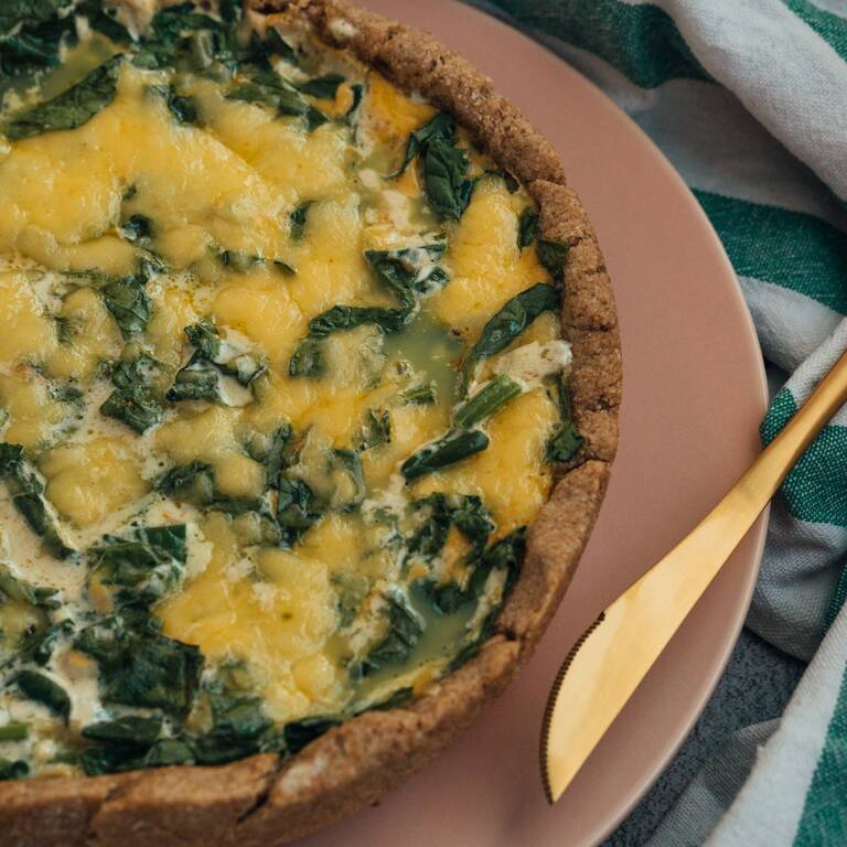 Spinach and cheese quiche