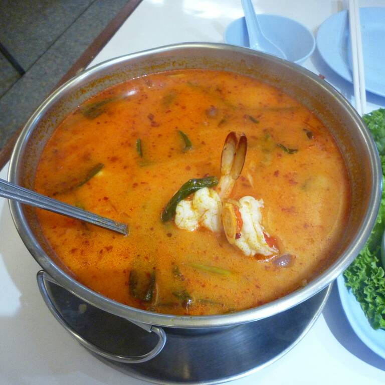 Tom yum soup