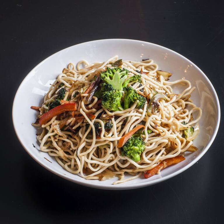 Vegetable noodle stir-fry